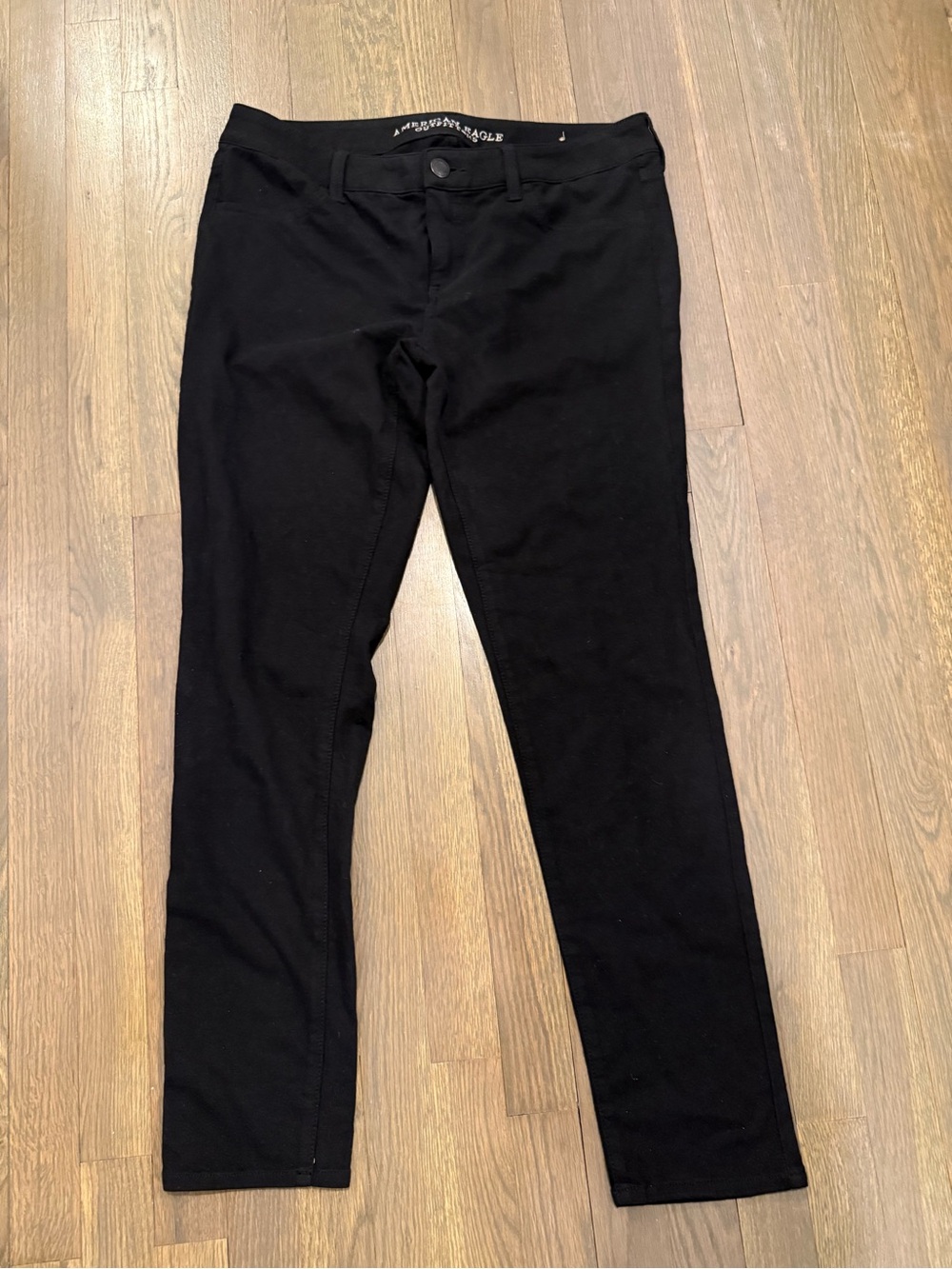 American Eagle Outfitters Black Waistband Logo Jeggjngs size 14